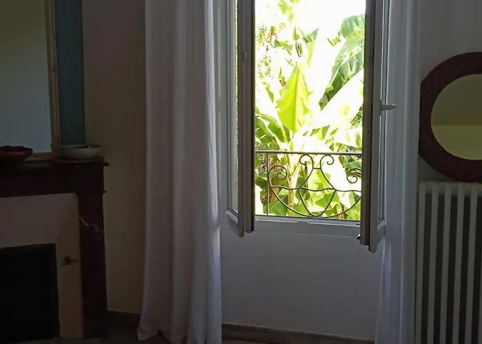 Les Bananiers Semesterbostad *